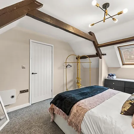 The Gatsby 3 Bed Penthouse In - Harbour Views Whitby