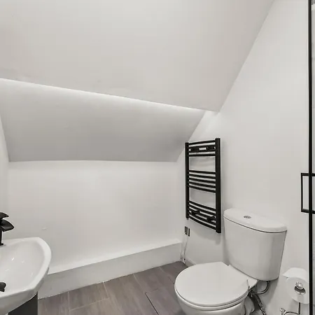 The Gatsby 3 Bed Penthouse In - Harbour Views Whitby
